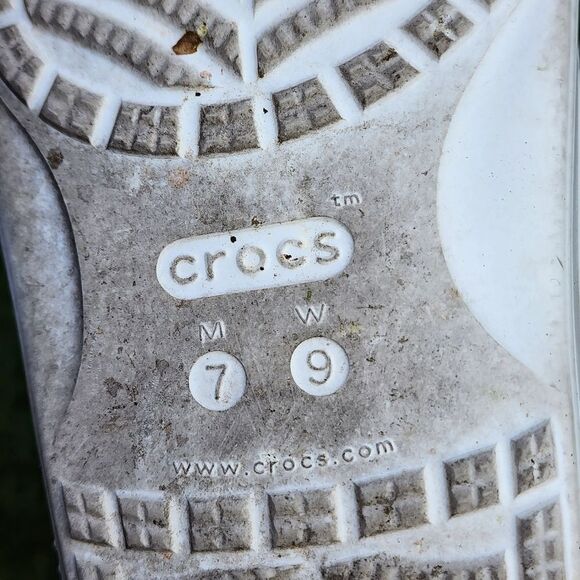 CROCS CLASSIC Tie Dye - Women's Sandals - SIZE 9 - Picture 7 of 7